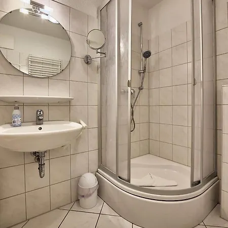 Duhner Brise, 8 Apartment